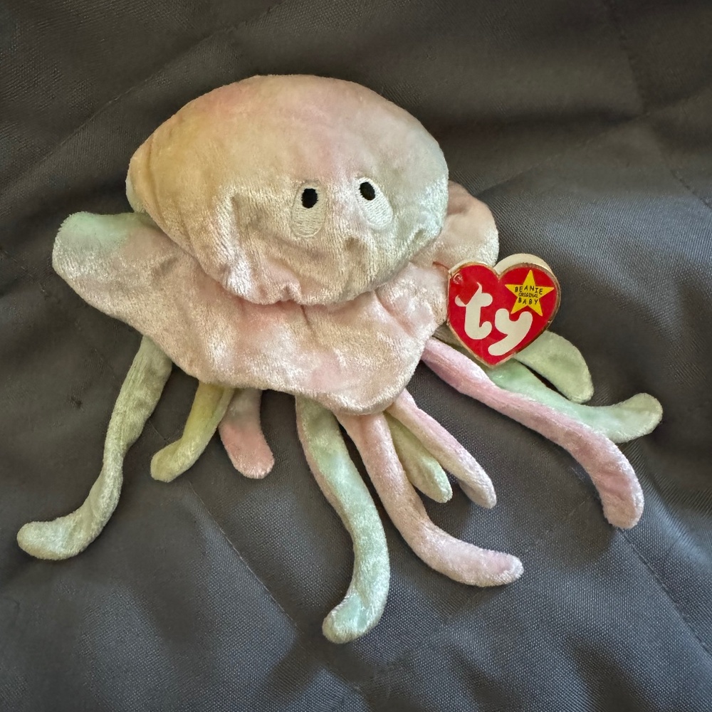 Goochy Beanie Baby RARE